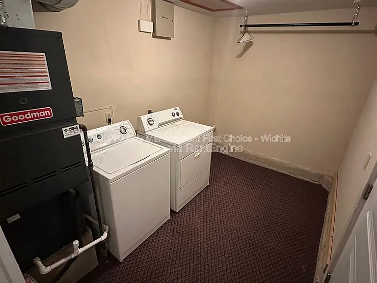 2448 E Aloma St — Photo 15