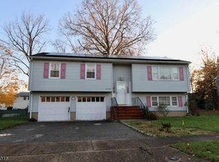 160 Laurel Ave, Pompton Lakes, NJ 07442