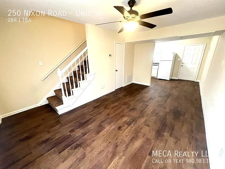 250 Nixon Rd #34 — Photo 3