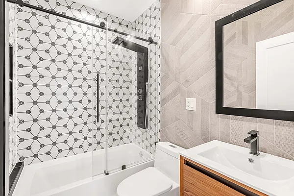 Sold by Avenues Real Estate | media 13