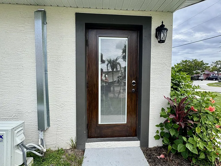 2381 SE Pinero Rd — Photo 2