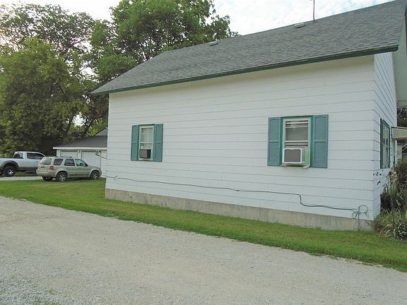 2nd image of 514 N 1st St