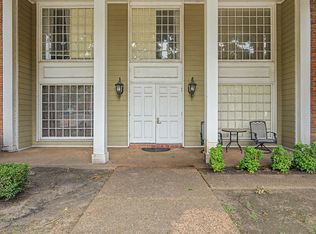 Crescent Place, Memphis, TN 38104