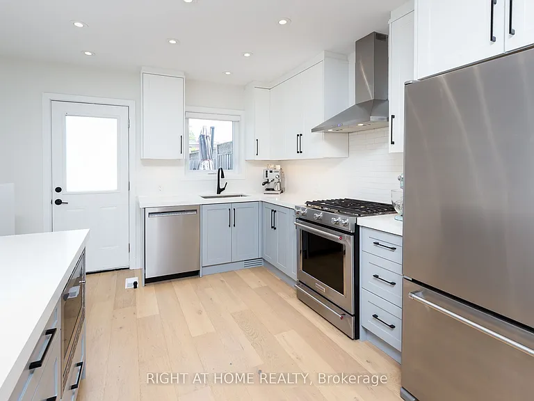 171 Gilbert Ave — Photo 14