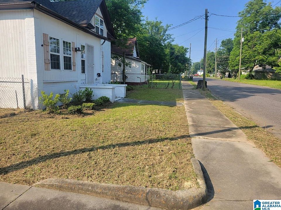 2nd image of 2901 Avenue C