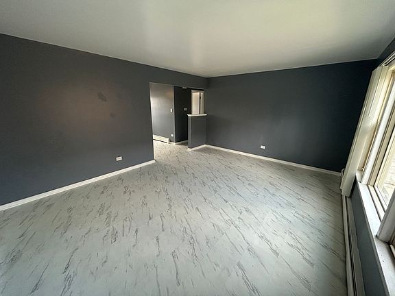 5th image of 14642 Keystone Ave APT 1W
