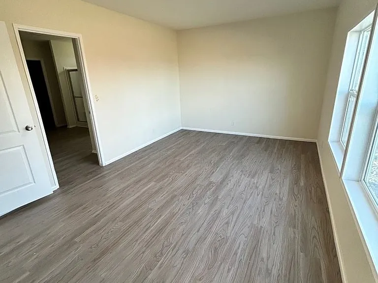 7420 Guide Meridian — Photo 18