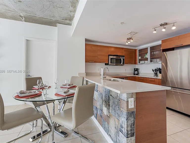 3250 NE 1st Ave #702 — Photo 13