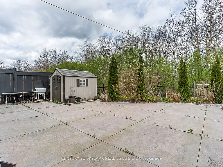94 Bayhampton Dr #UPSTAIRS — Photo 30