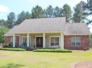 14 Plainview Xing, Hattiesburg, MS 39402