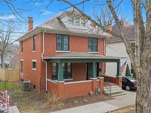 2nd image of 608 7th St