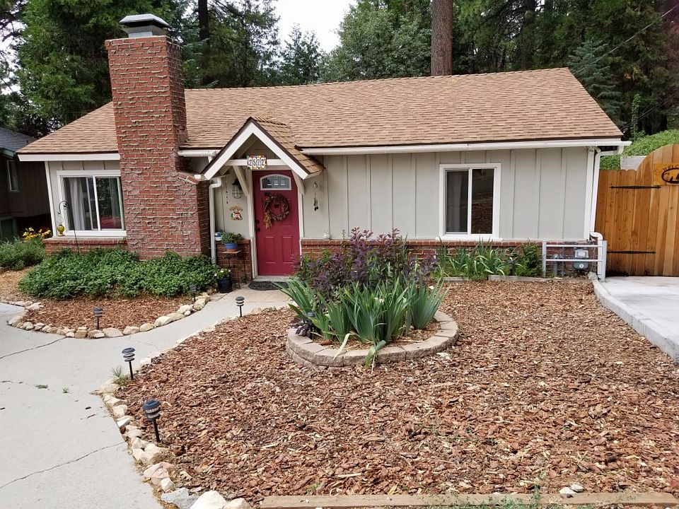 1st image of 2572 Catalina Dr