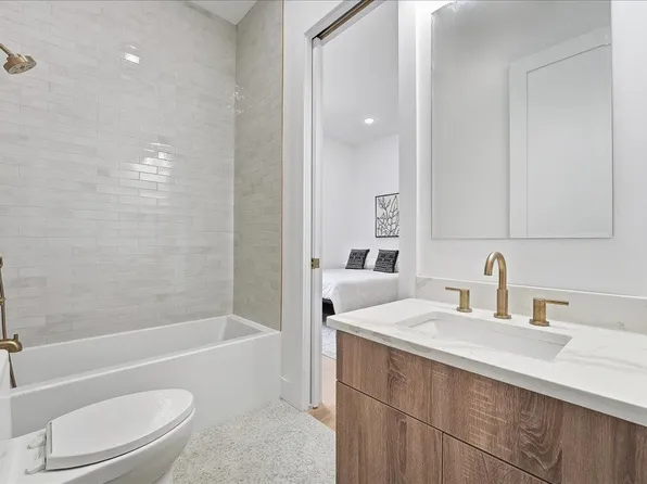 100 Webster Avenue image 22 of 32