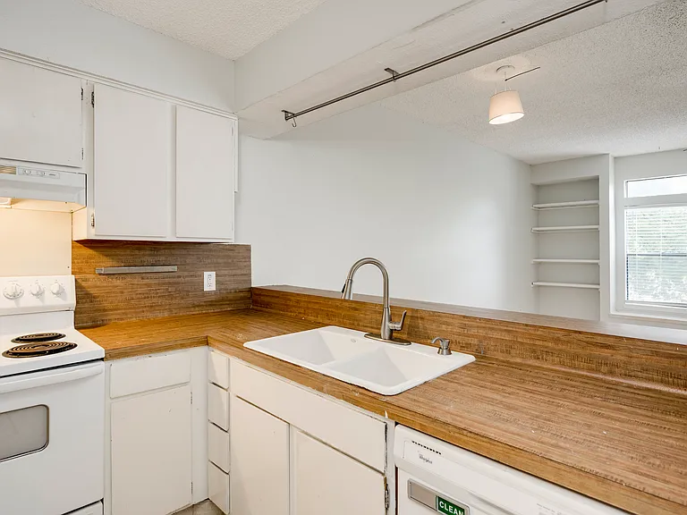 5304 Indio Cv #A — Photo 18