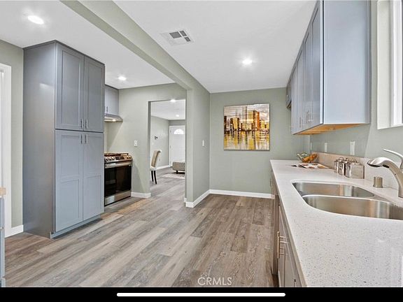 3rd image of 12055 Orange St #12055