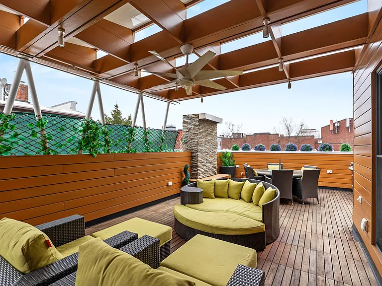 1224 R St NW — Photo 38