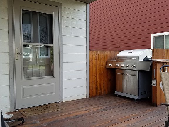 3rd image of 1115A Idaho St