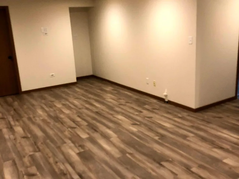 4685 Lindbergh Dr — Photo 27