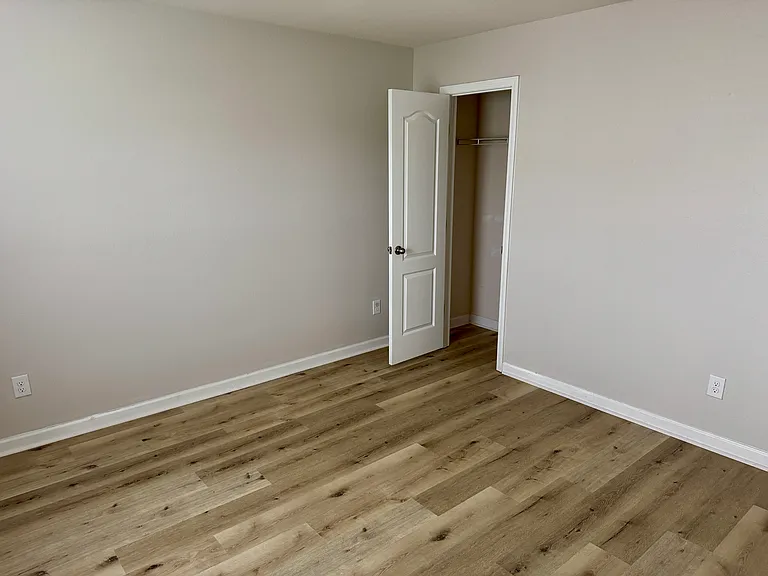 2219 Mason Bee Dr — Photo 11