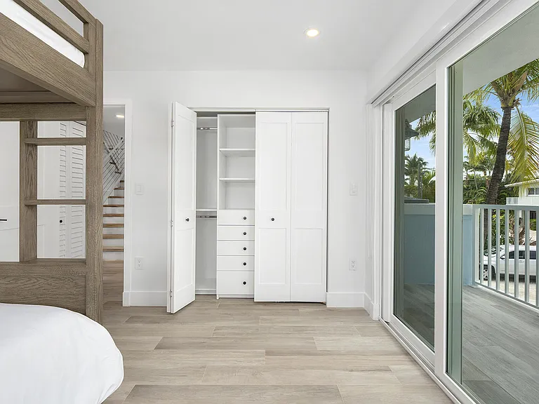 153 Valencia Dr — Photo 21