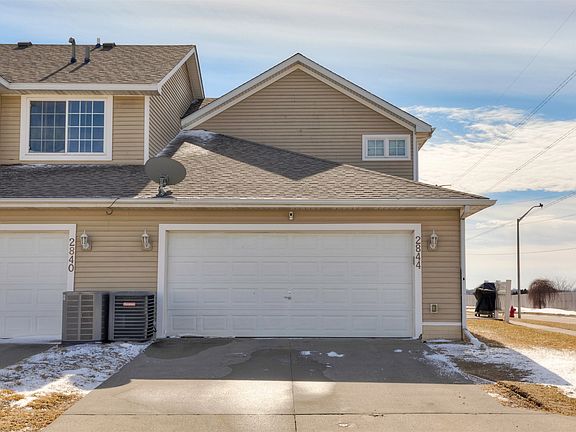 3rd image of 2844 Ashland Ct