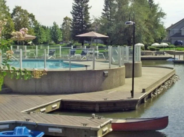 Landing at Riverlake — Photo 9