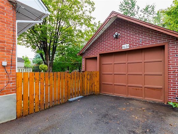 4th image of 1622 Drake Ave