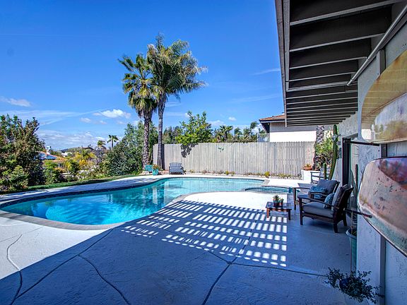 5th image of 2019 Hacienda Cir