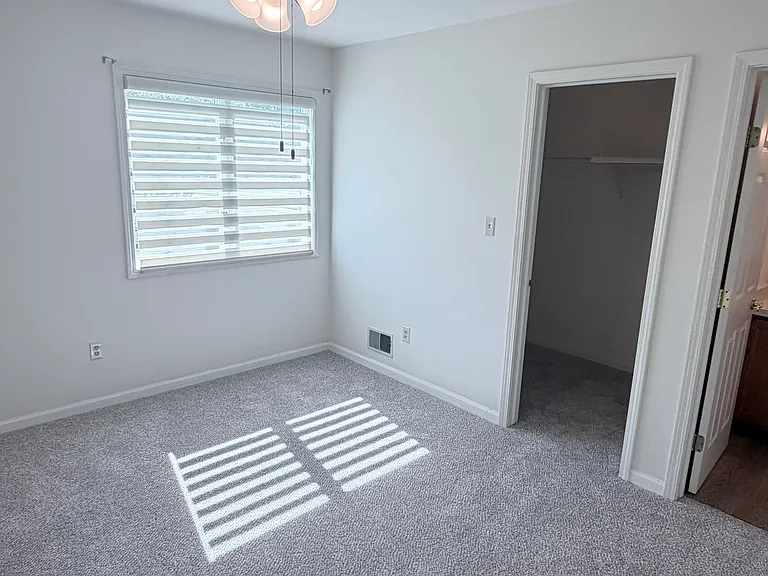 1109 Cambridge Ln — Photo 14