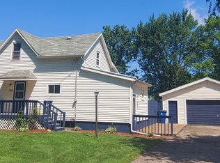 129 E Coal St, Wataga, IL 61488