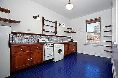 1st image of 265 E 7th St #4