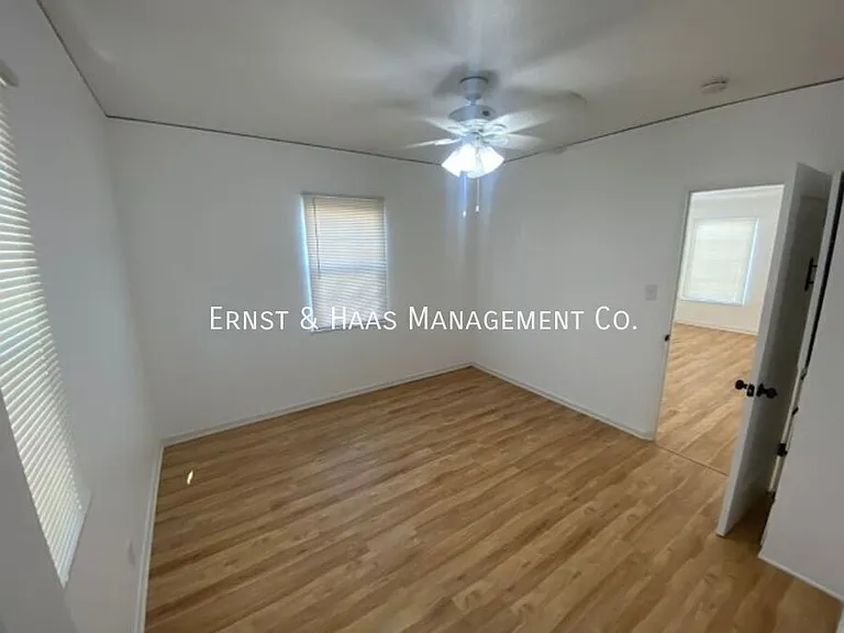 822 Belmont Ave — Photo 9