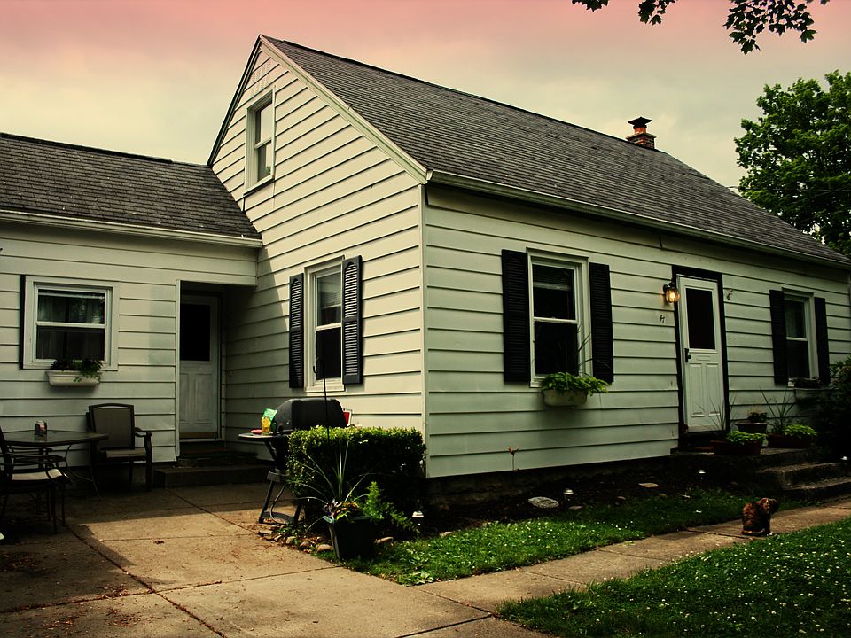 1st image of 47 Raymond St