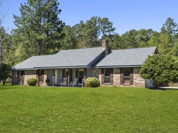 60 Deerwood Dr, Petal, MS 39465