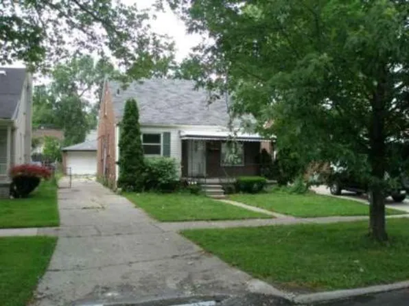 788 Harrison Blvd, Lincoln Park, MI 48146