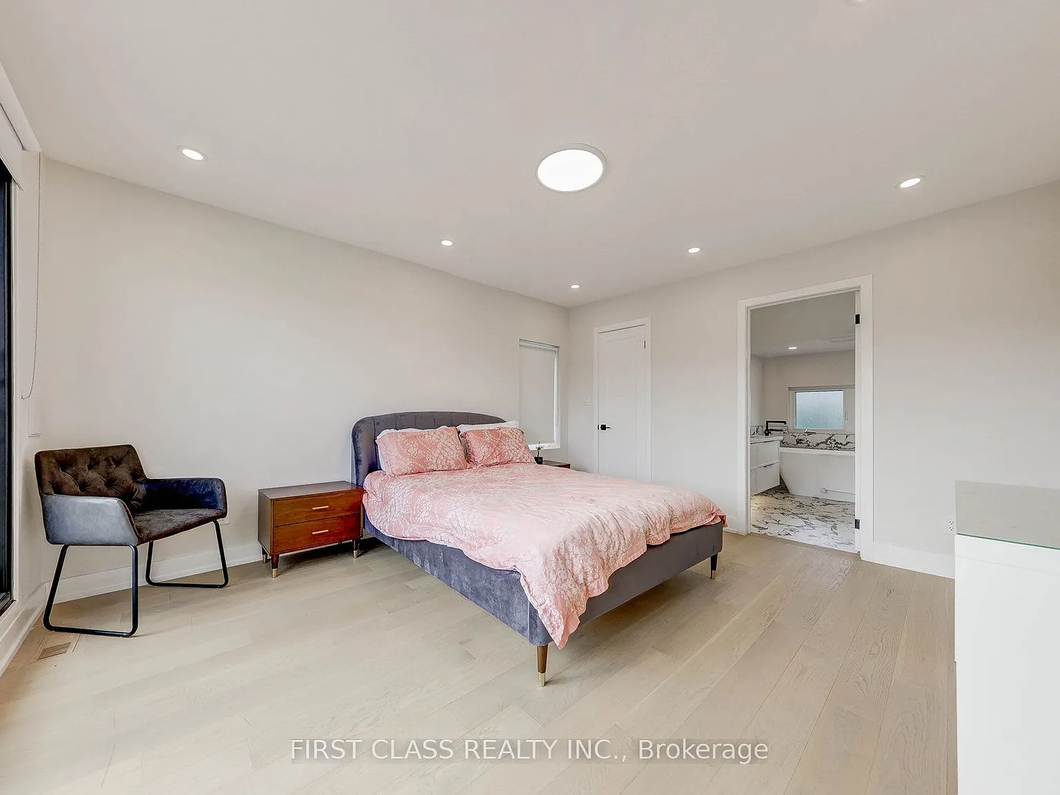 1 bed, $2,650 — Photo 4