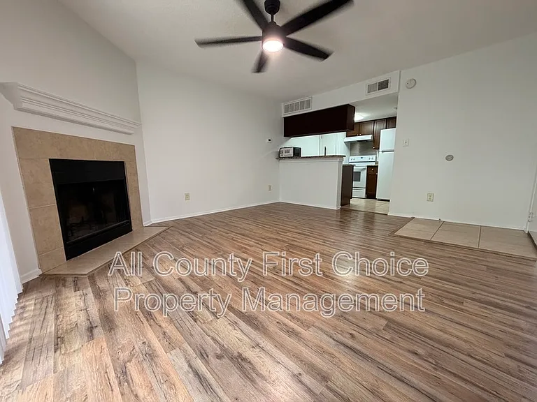 9100 9th St N #1422 — Photo 2