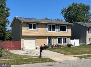 24 Longboat Ave, Barnegat, NJ 08005