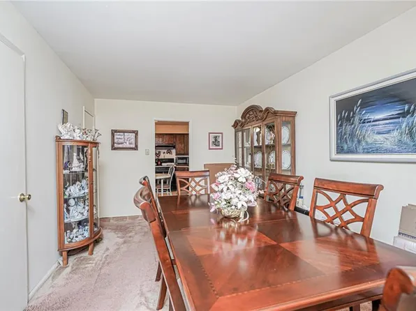 38 Bleeker Place image 24 of 35