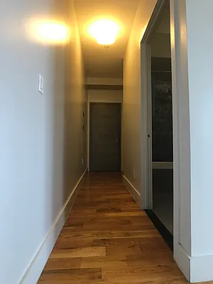 Rented by City Vista Inc | media 32