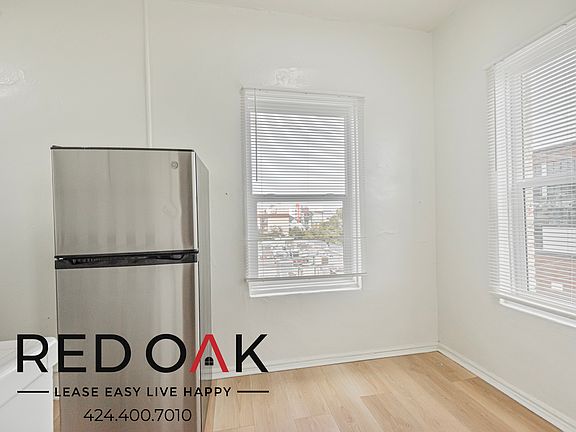 4th image of 974 1/2 S Gramercy Pl #506
