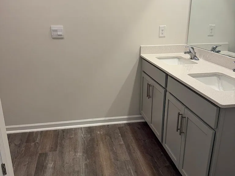 127 Starlight St — Photo 14