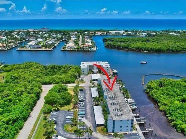 689 NE 6th Ct, Boynton Beach, FL 33435