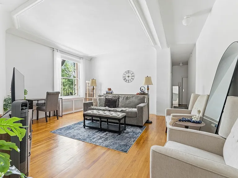 380 Riverside Dr #1J — Photo 3