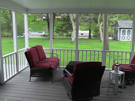 2nd image of 829 Driburg Dr