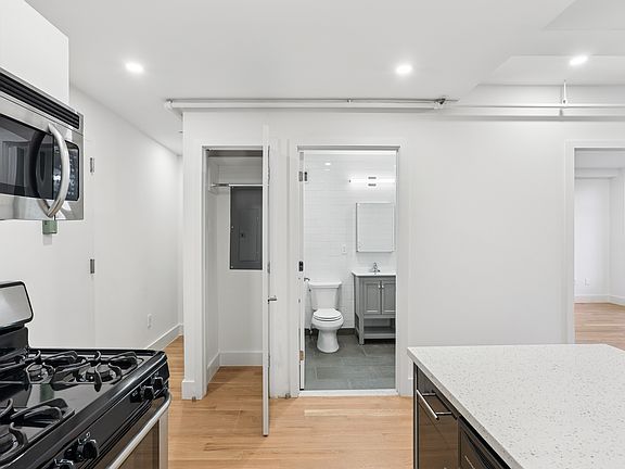 5th image of 96 Steuben St APT 5C