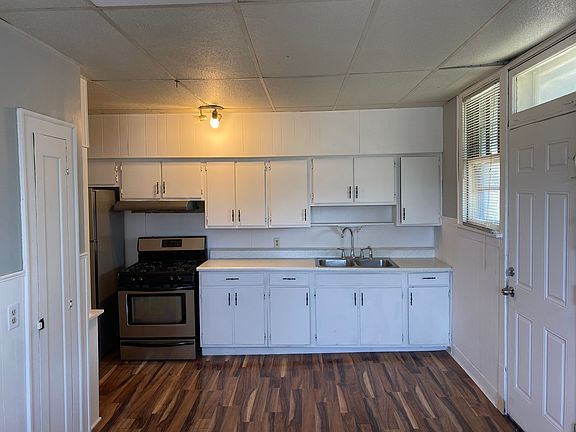 5th image of 5 Warren St APT 3W