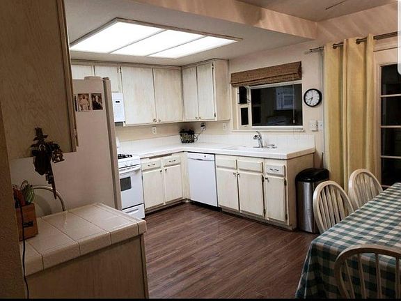 4th image of 37452 17th St E