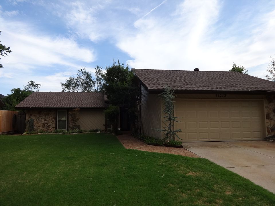 1st image of 11212 NW 111th St