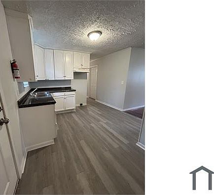 3rd image of 421 Oneida Ave